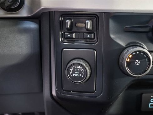 New 2026 Ford F350 XL w/ XL Chrome Package image 21