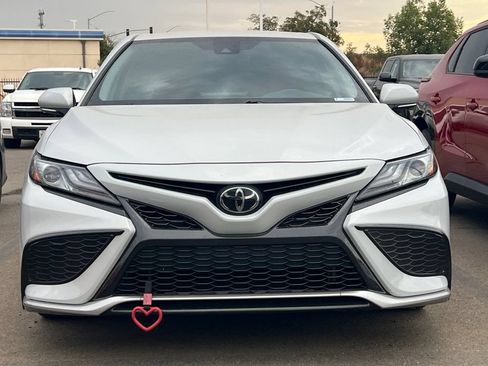 Certified 2022 Toyota Camry XSE FWD image 3