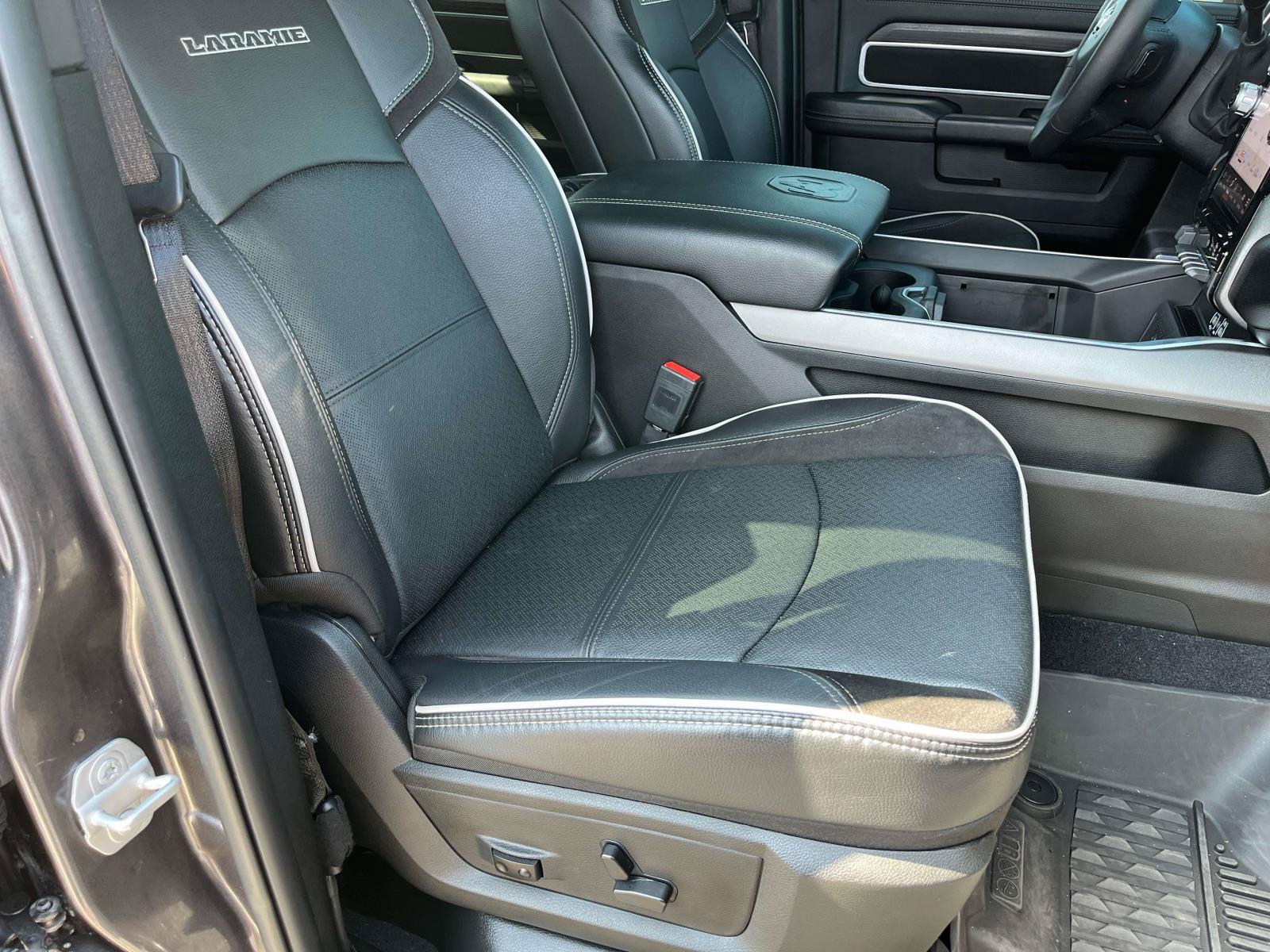 Used 2025 RAM 2500 Laramie w/ Night Edition AWD/4WD image 26