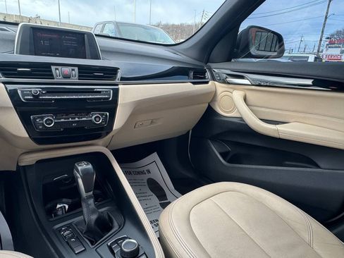 Used 2018 BMW X1 sDrive28i FWD image 18