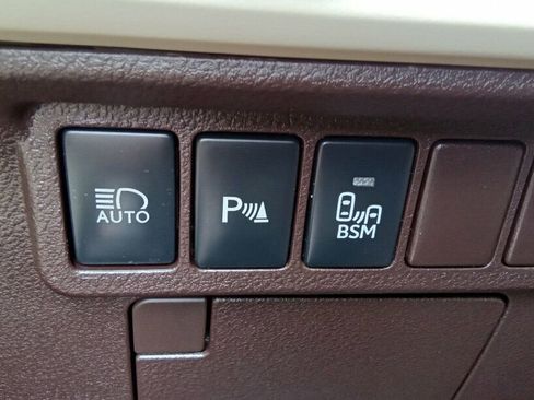 Used 2018 Lexus ES 350 w/ Premier Package image 28