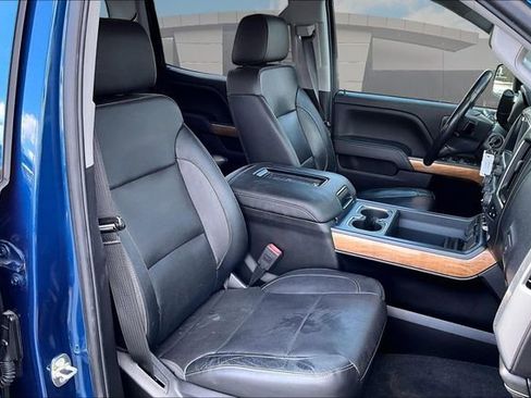 Used 2018 Chevrolet Silverado 2500 LTZ w/ LTZ Plus Package image 9