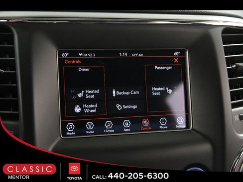 Used 2019 Jeep Grand Cherokee Laredo image 12