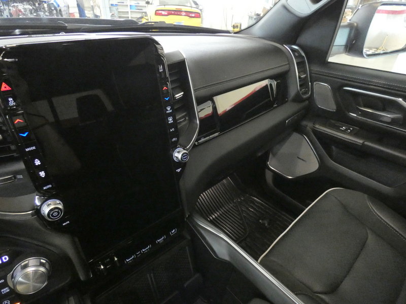 Used 2026 RAM 1500 Laramie w/ Night Edition AWD/4WD image 11