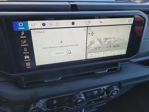 Used 2024 Jeep Wrangler Unlimited Rubicon 4xe image 10