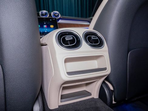 Certified 2026 Mercedes-Benz C 300 Sedan image 25