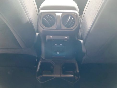 Used 2022 Jeep Wrangler Unlimited Sahara w/ Cold Weather Group AWD/4WD image 29