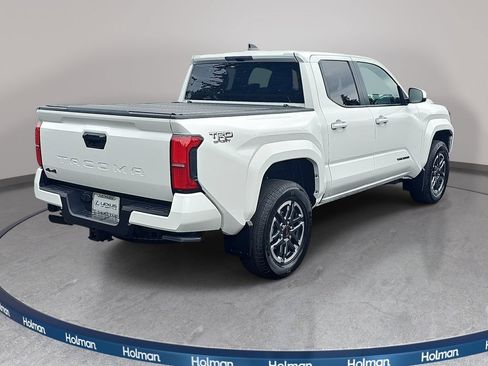 Used 2025 Toyota Tacoma TRD Sport AWD/4WD image 6