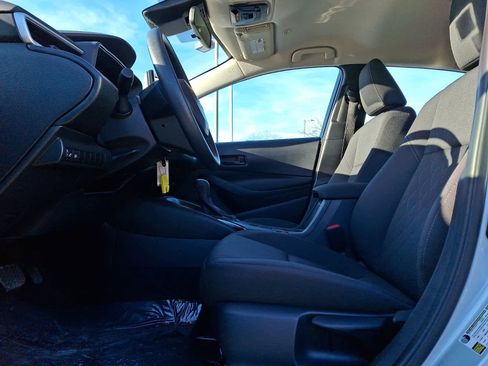 Certified 2025 Toyota Corolla LE image 15