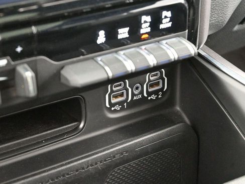 Used 2021 RAM 1500 Laramie AWD/4WD image 24