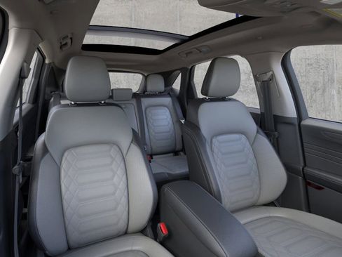 New 2024 Ford Escape SE w/ PHEV Premium Package image 10