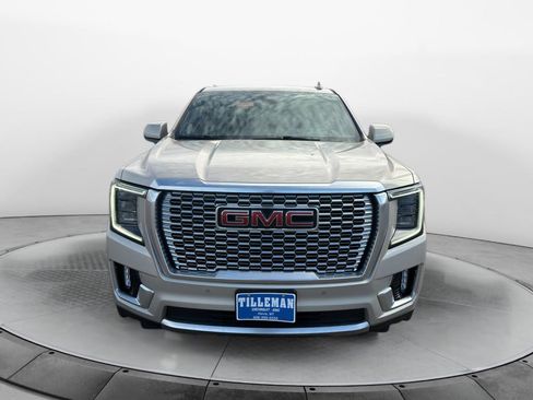 Used 2021 GMC Yukon Denali image 2
