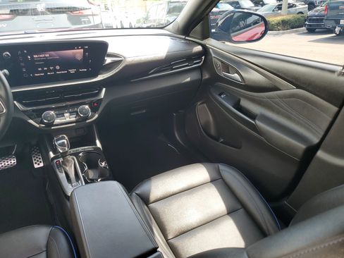 Certified 2024 Buick Envista Sport Touring w/ Convenience I Package FWD image 17