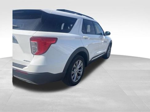 Used 2023 Ford Explorer XLT w/ Equipment Group 202A image 11