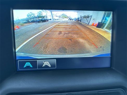 Used 2019 GMC Acadia SLE image 18