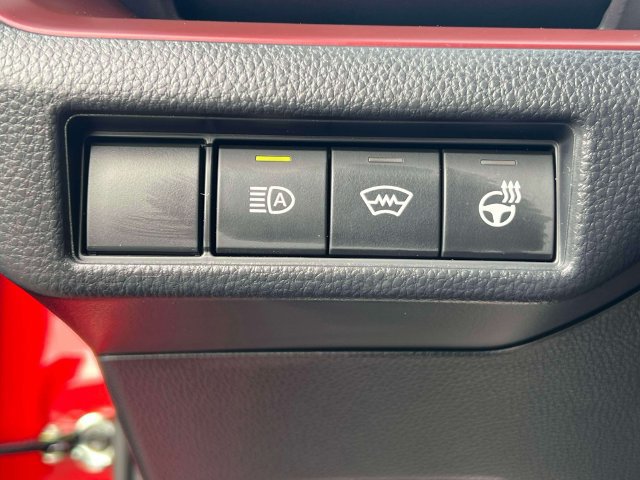 Used 2026 Toyota Prius Plug-In Hybrid FWD image 24