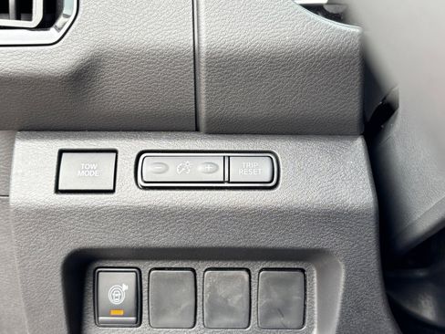 New 2025 Nissan Frontier Pro-X image 28