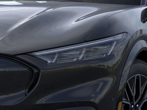 New 2024 Ford Mustang Mach-E Premium image 18