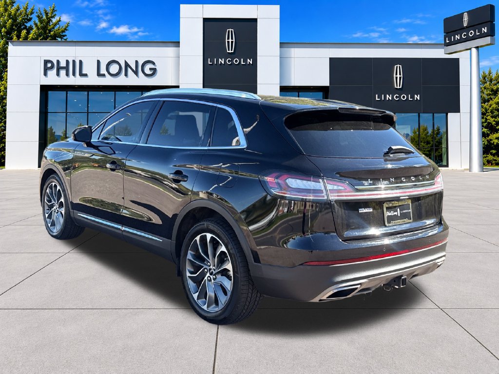 Used 2022 Lincoln Nautilus Reserve w/ Luxury Package AWD/4WD image 6