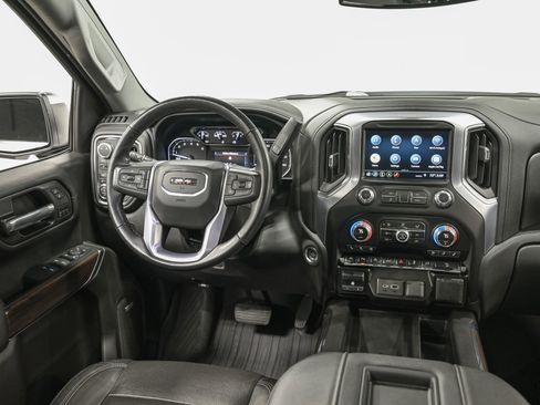 Used 2019 GMC Sierra 1500 SLT w/ SLT Premium Plus Package AWD/4WD image 31