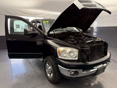 Used 2009 Dodge Ram 2500 Truck SLT w/ Popular Equipment Group image 9