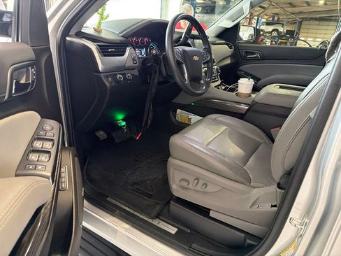 Used 2019 Chevrolet Tahoe LT AWD/4WD image 5