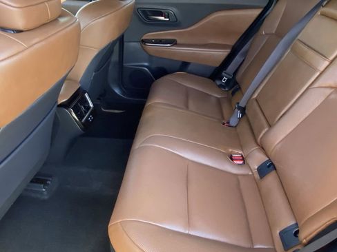 Certified 2025 Toyota Crown Signia XLE image 20