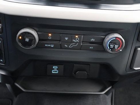 Used 2023 Ford F150 XLT AWD/4WD image 27
