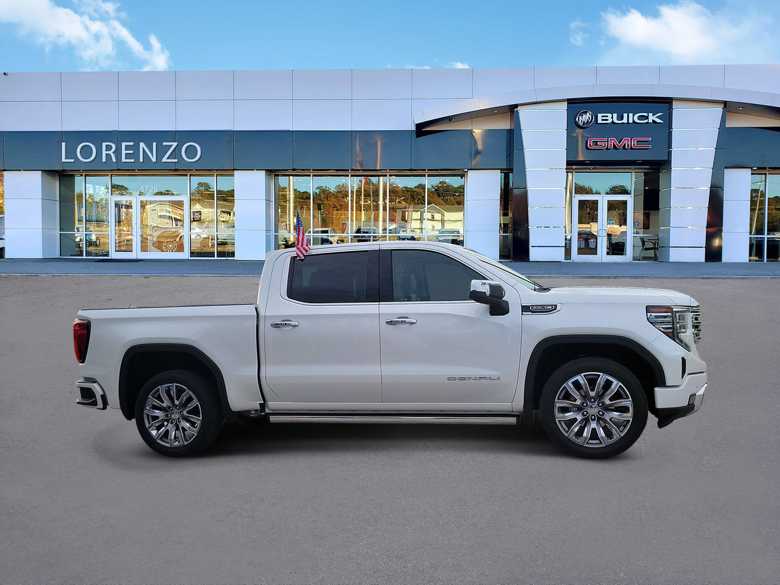 Used 2024 GMC Sierra 1500 Denali w/ Denali Reserve Package AWD/4WD image 4