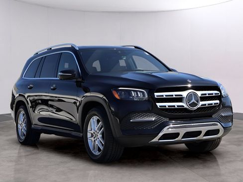 Used 2020 Mercedes-Benz GLS 450 4MATIC image 3