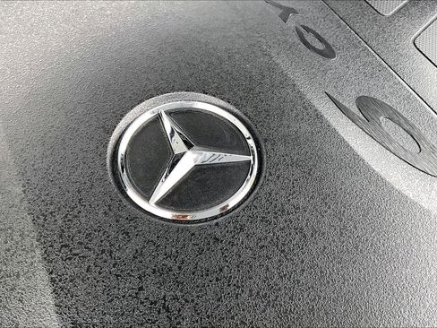 Used 2024 Mercedes-Benz GLS 450 4MATIC image 33