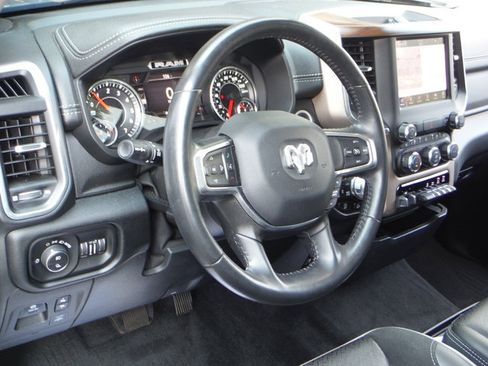 Used 2022 RAM 1500 Laramie AWD/4WD image 34