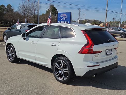 Used 2018 Volvo XC60 T5 Momentum w/ Convenience Package image 5