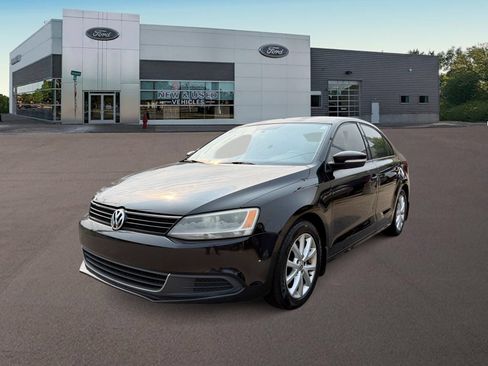Used 2012 Volkswagen Jetta SE FWD image 1
