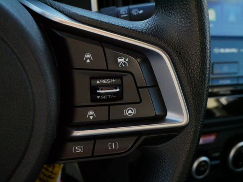 Used 2023 Subaru Crosstrek 2.0i image 25