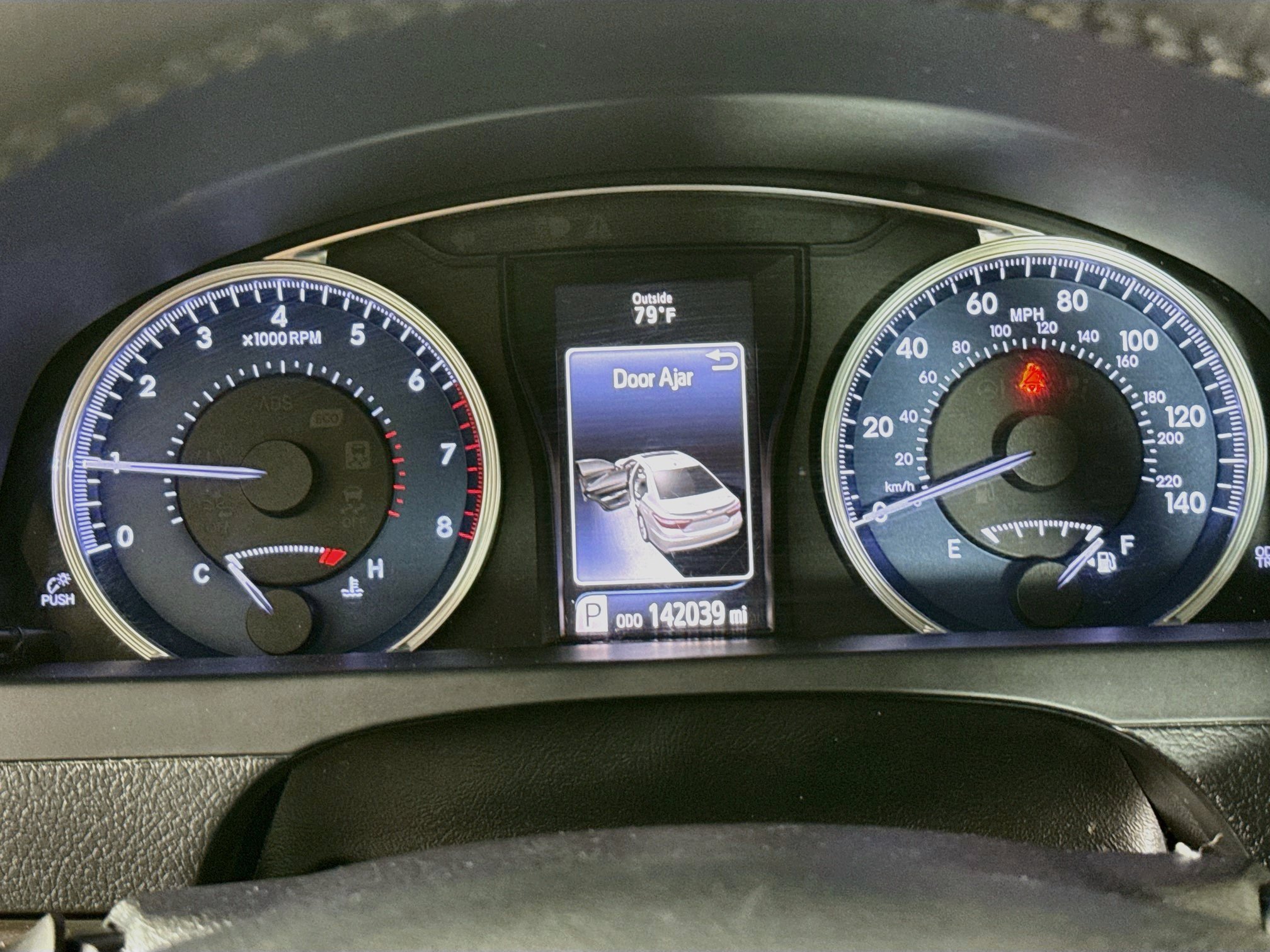 Used 2015 Toyota Camry XLE FWD image 13