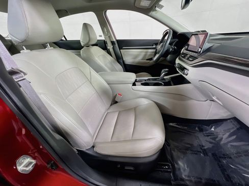 Used 2020 Nissan Altima 2.5 SL FWD image 28