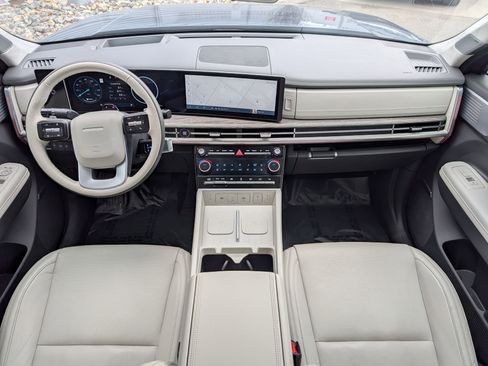 Used 2025 Hyundai Santa Fe Calligraphy AWD/4WD image 26