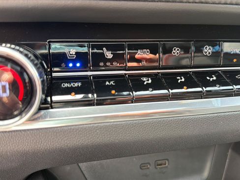 Used 2025 Chevrolet Equinox RS w/ Convenience Package III FWD image 28