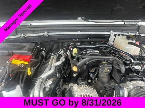 Used 2023 Jeep Gladiator Rubicon w/ LED Lighting Group AWD/4WD image 34
