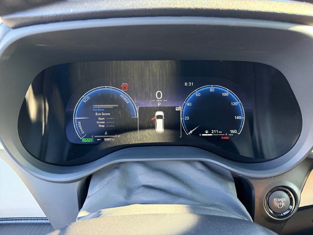 Used 2025 Toyota Sienna Platinum AWD/4WD image 15