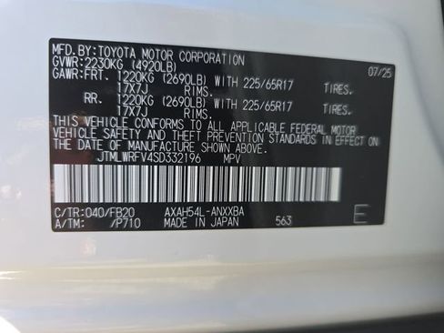 Certified 2025 Toyota RAV4 LE image 34