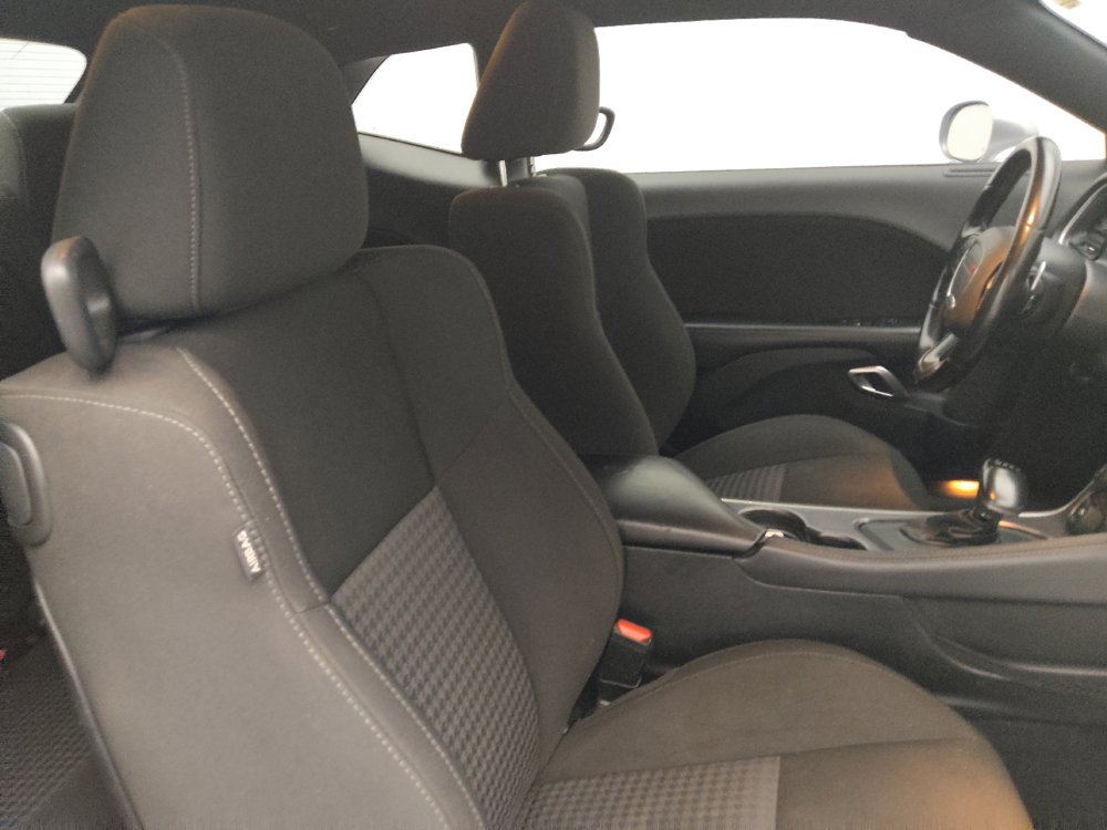 Used 2020 Dodge Challenger R/T RWD image 21