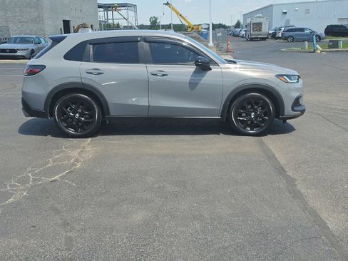 Used 2024 Honda HR-V Sport image 9