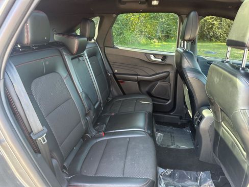 Used 2024 Ford Escape ST-Line w/ Tech Pack #1 AWD/4WD image 23