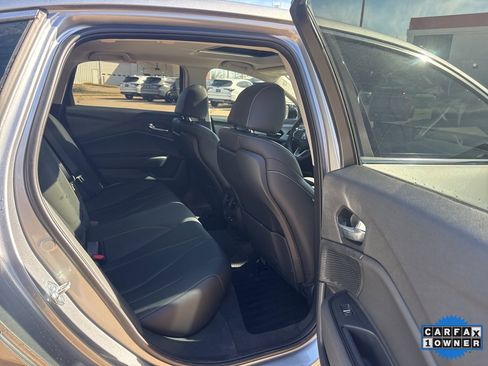 Certified 2025 Acura TLX w/ Technology Package image 27