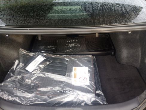 New 2025 Nissan Altima 2.5 SR image 15