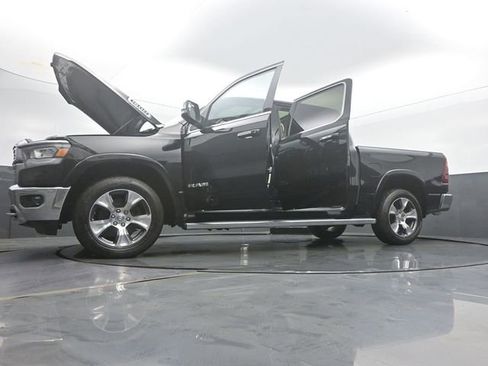 Used 2019 RAM 1500 Laramie AWD/4WD image 57