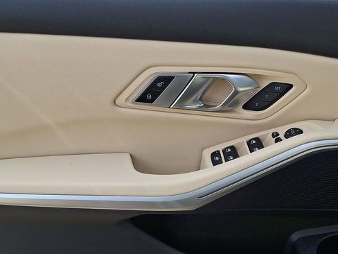 Certified 2023 BMW 330i xDrive Sedan w/ Driving Assistance Package image 13