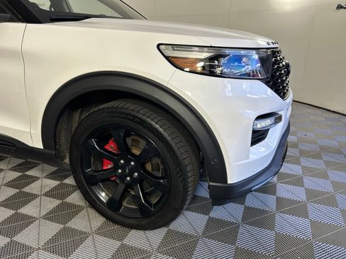 Used 2020 Ford Explorer ST w/ ST Street Pack AWD/4WD image 4